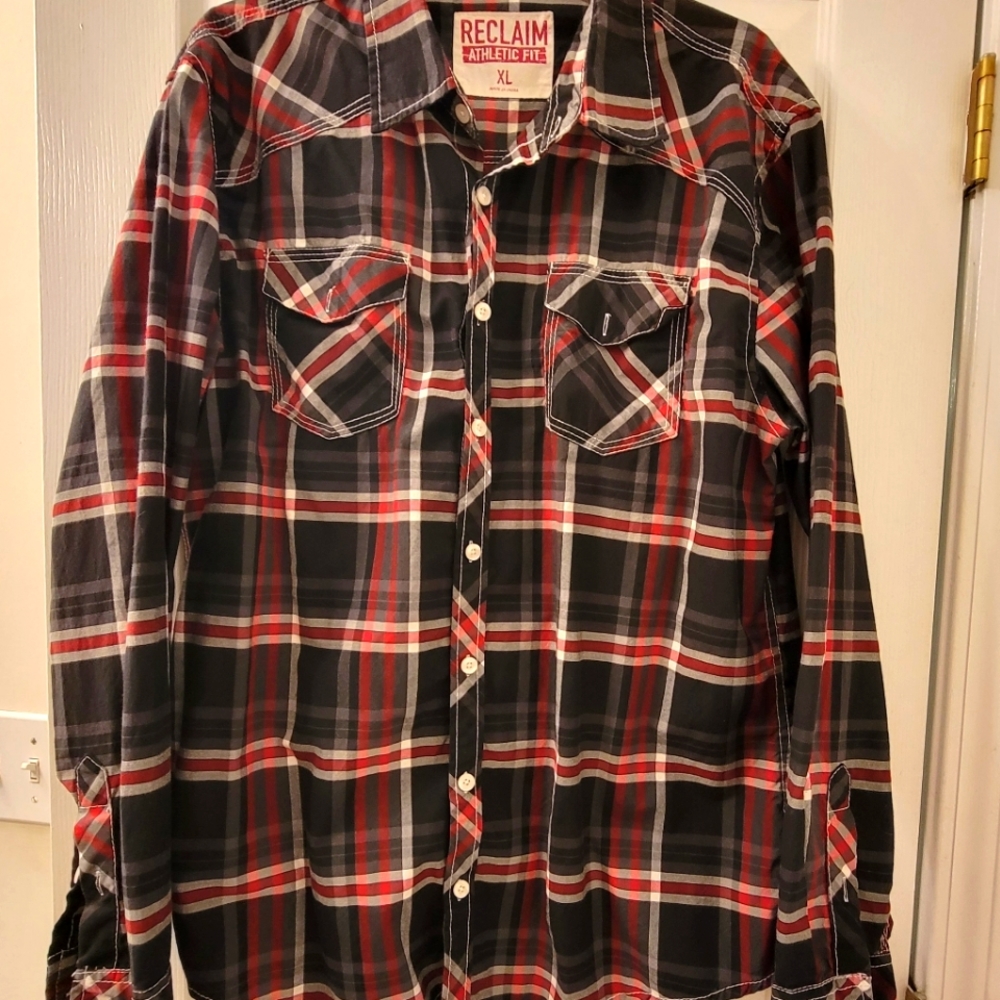 Men's XL Plaid Button Up